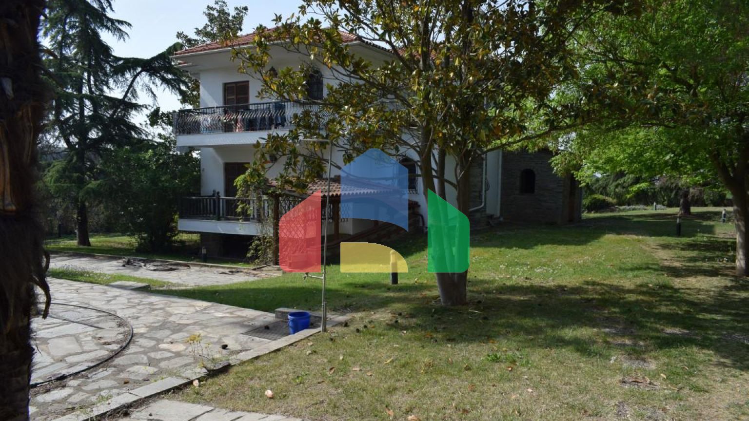 Продаж - Котедж 350 m² в передмісті Салонік