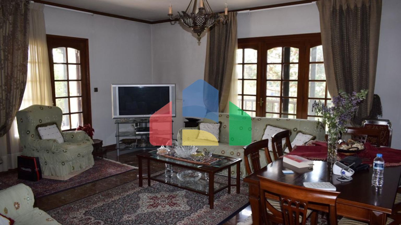 Продаж - Котедж 350 m² в передмісті Салонік