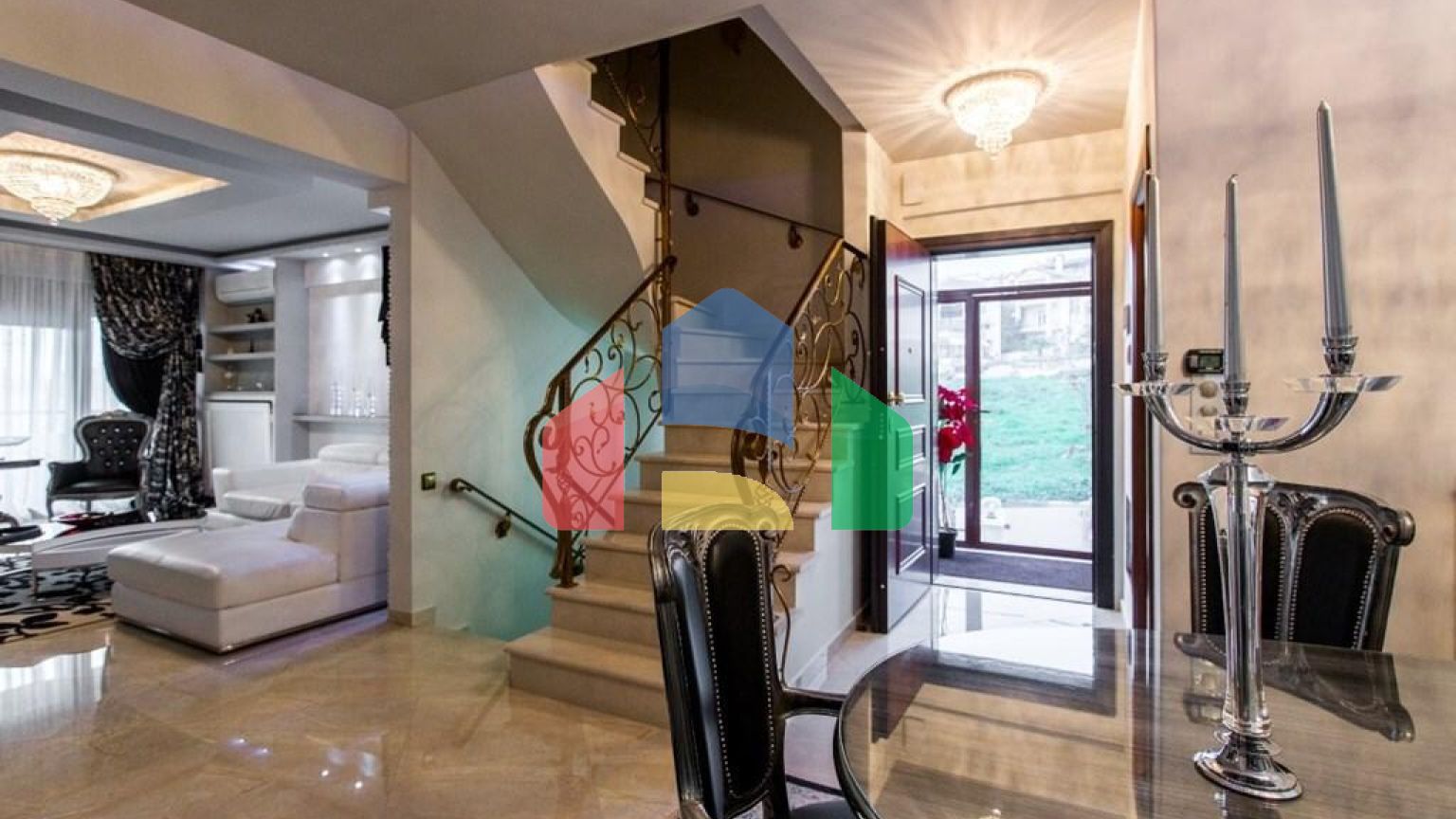 Продажа - Коттедж 225 m² в пригороде Салоник