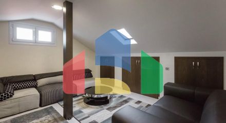 Продажа - Коттедж 225 m² в пригороде Салоник