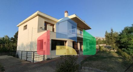 Продаж - Котедж 335 m² в передмісті Салонік