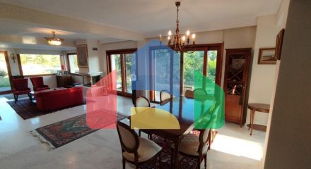 Продаж - Котедж 335 m² в передмісті Салонік