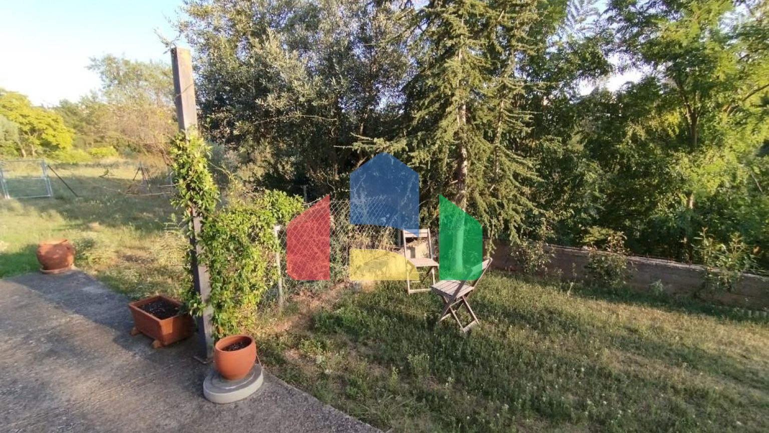 Продаж - Котедж 335 m² в передмісті Салонік