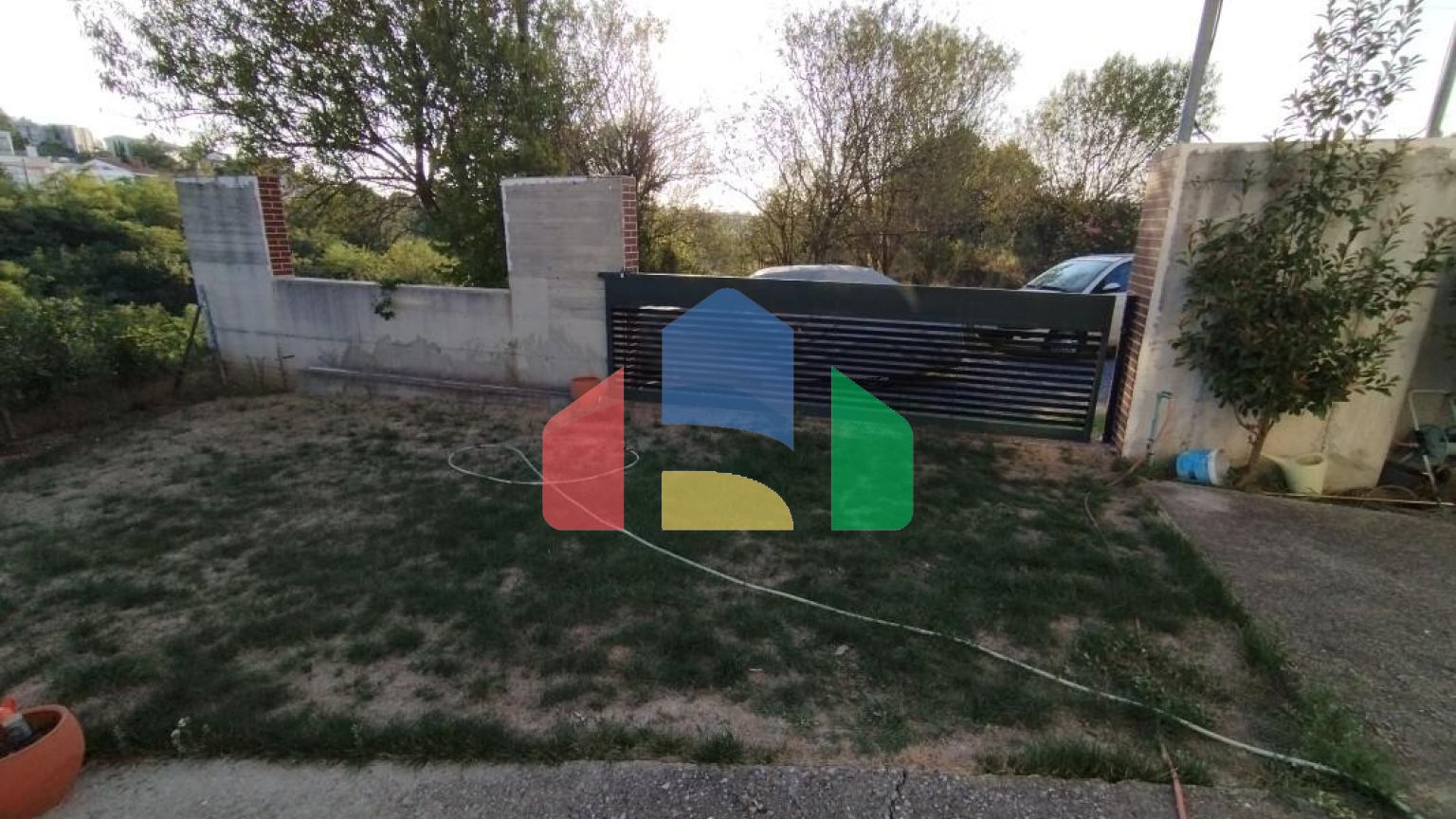 Продаж - Котедж 335 m² в передмісті Салонік