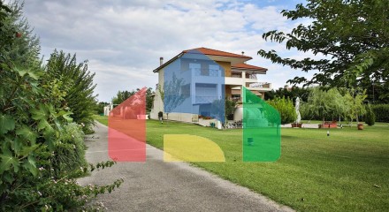 Продажа - Вилла 590 m² в пригороде Салоник