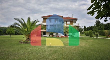 Продажа - Вилла 590 m² в пригороде Салоник Продажа - Вилла 590 m² в пригороде Салоник