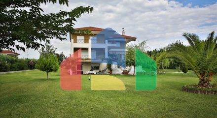 Продажа - Вилла 590 m² в пригороде Салоник Продажа - Вилла 590 m² в пригороде Салоник