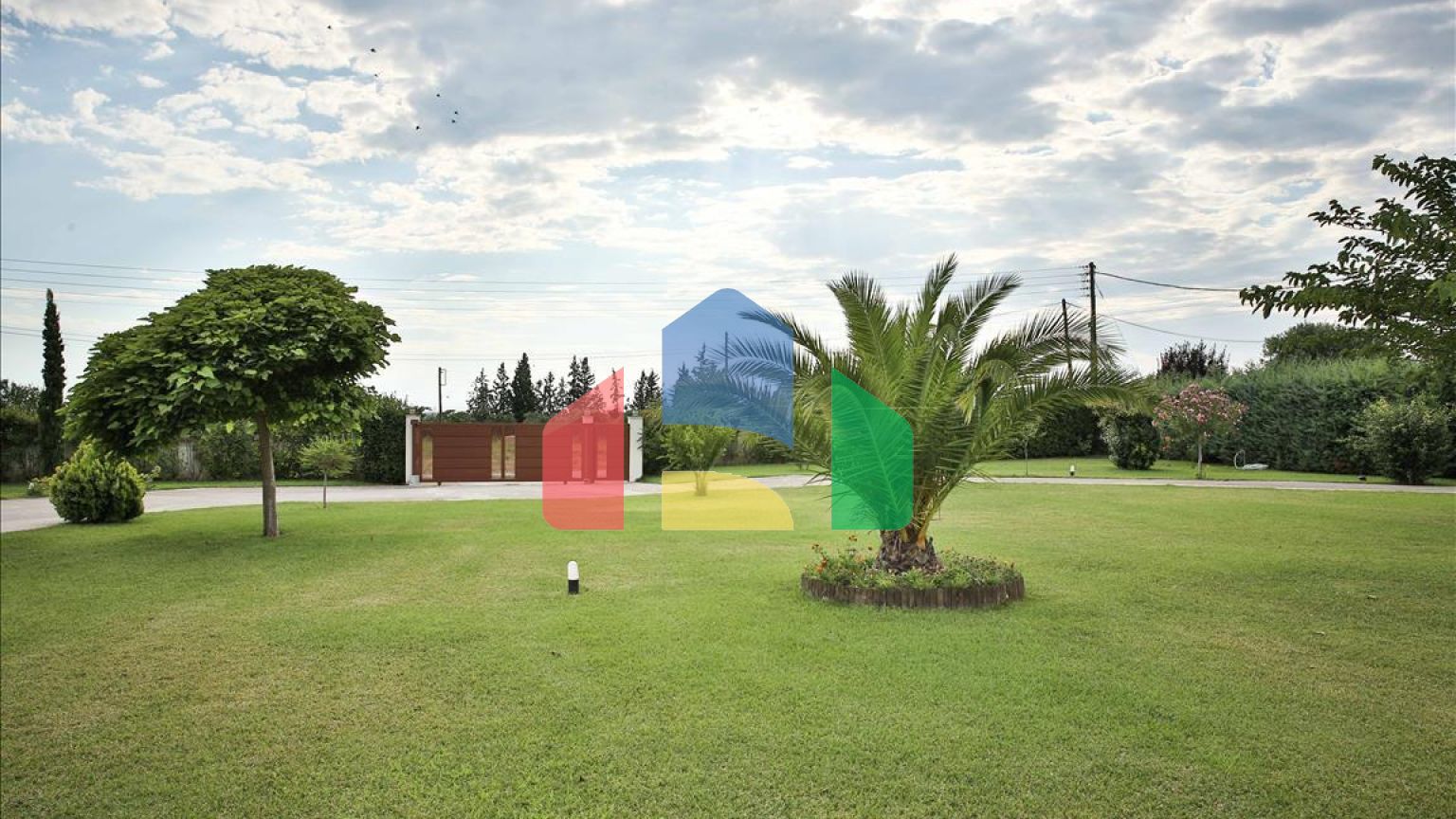 Продажа - Вилла 590 m² в пригороде Салоник