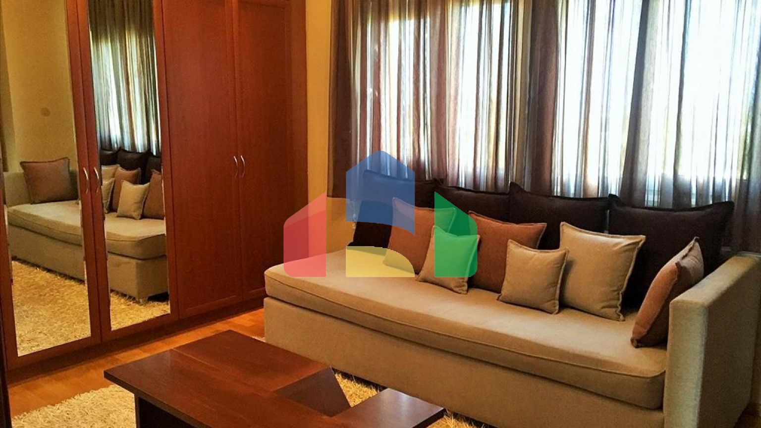 Продаж - Котедж 440 m² в передмісті Салонік