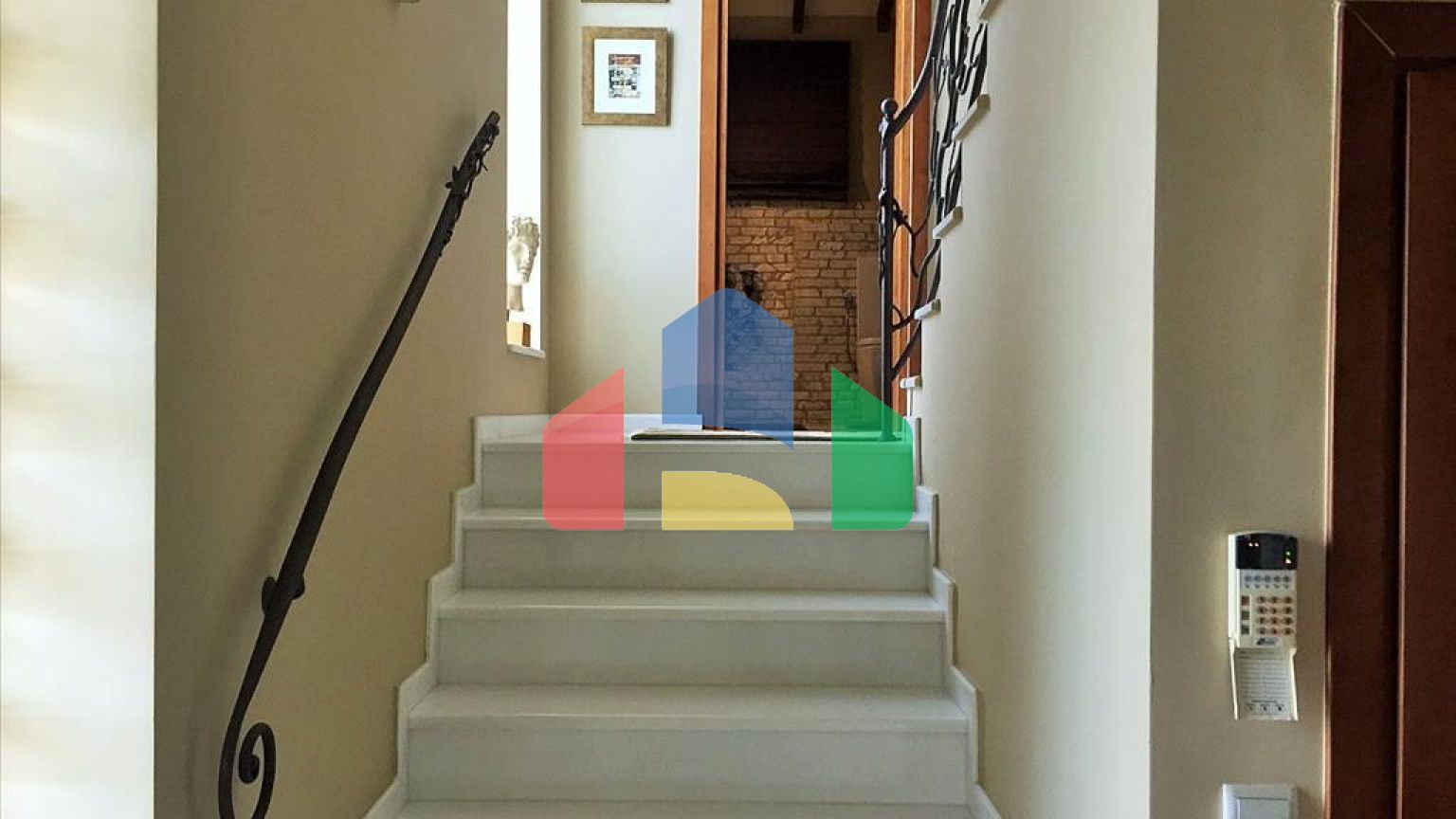 Продаж - Котедж 440 m² в передмісті Салонік