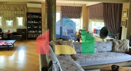 Продаж - Котедж 440 m² в передмісті Салонік