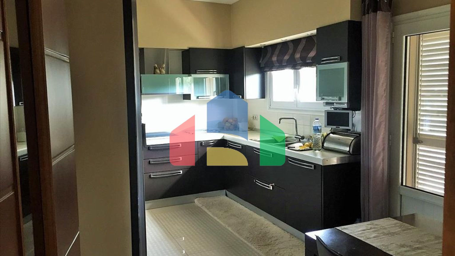 Продаж - Котедж 440 m² в передмісті Салонік