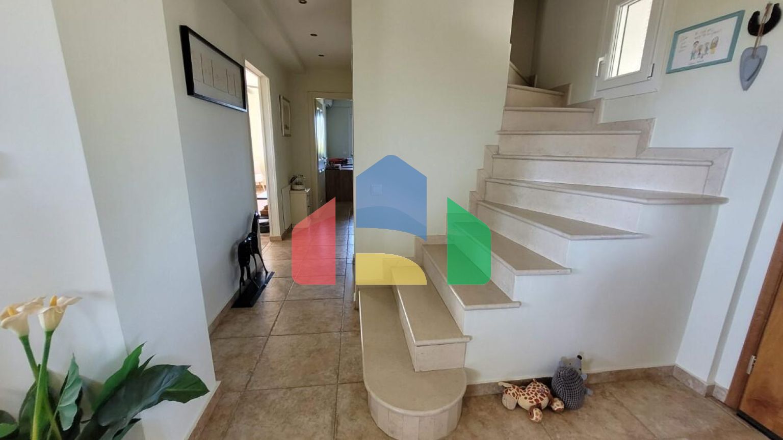 Продаж - Вілла 330 m² в передмісті Салонік