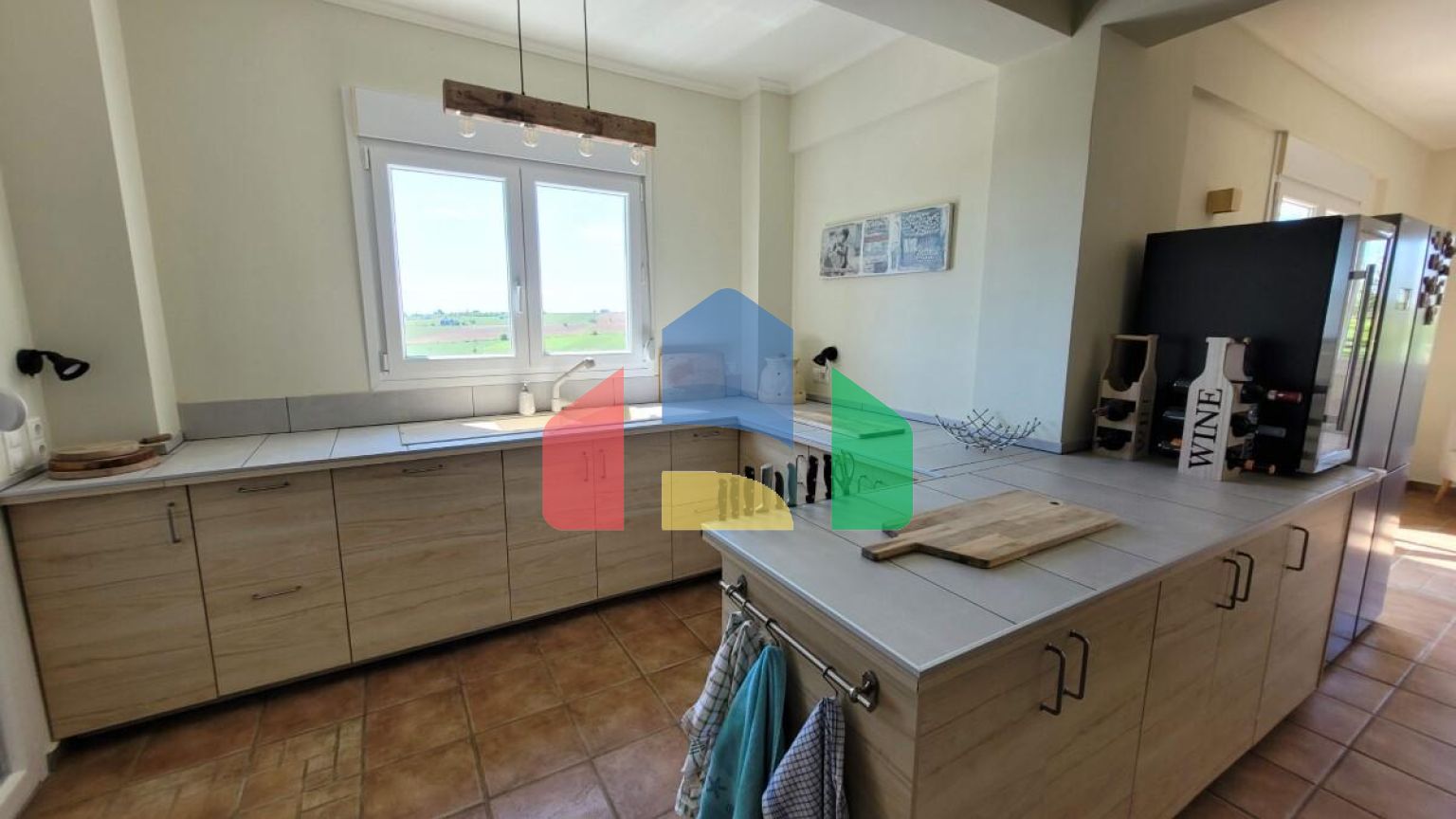 Продаж - Вілла 330 m² в передмісті Салонік