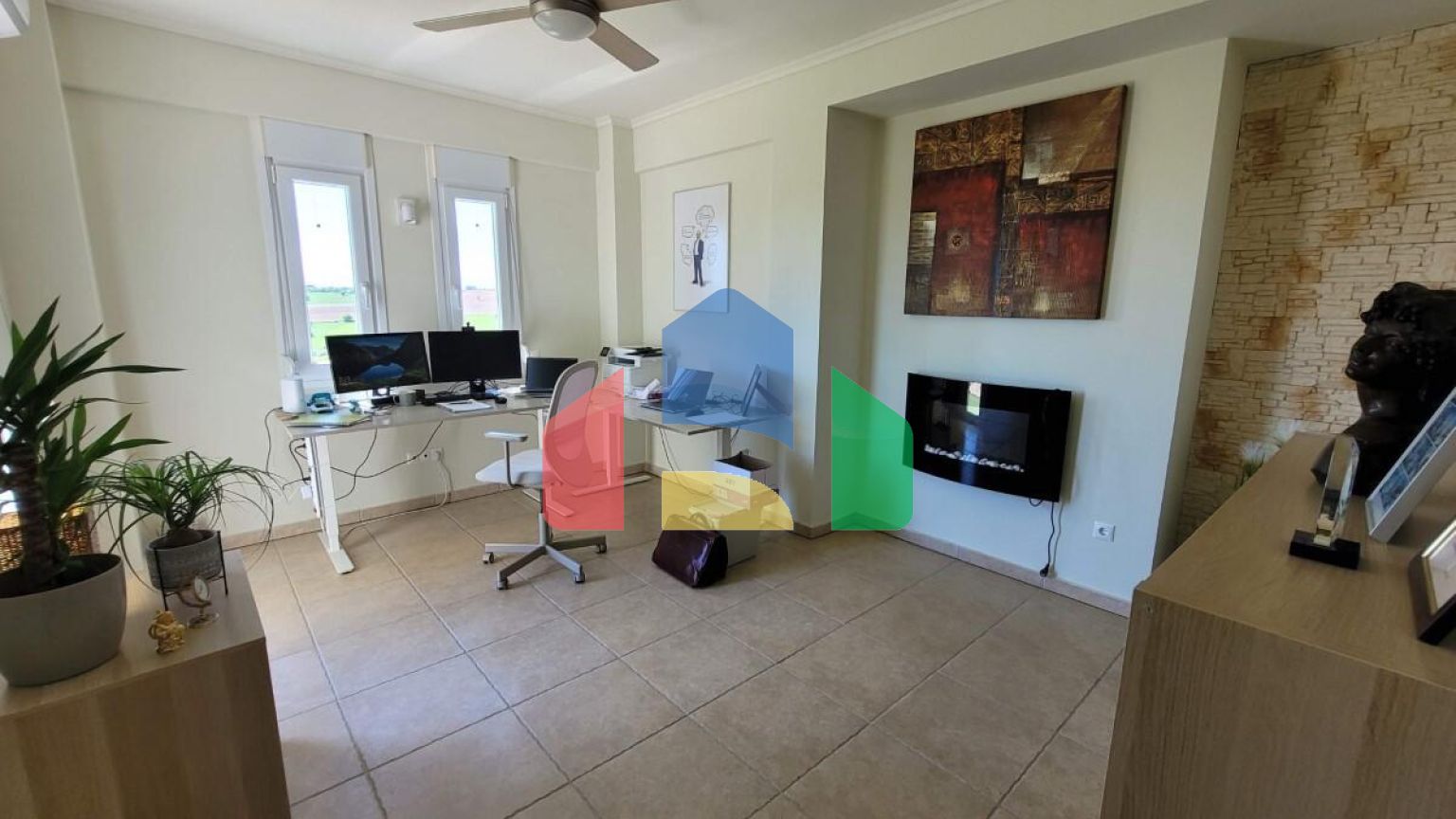 Продаж - Вілла 330 m² в передмісті Салонік