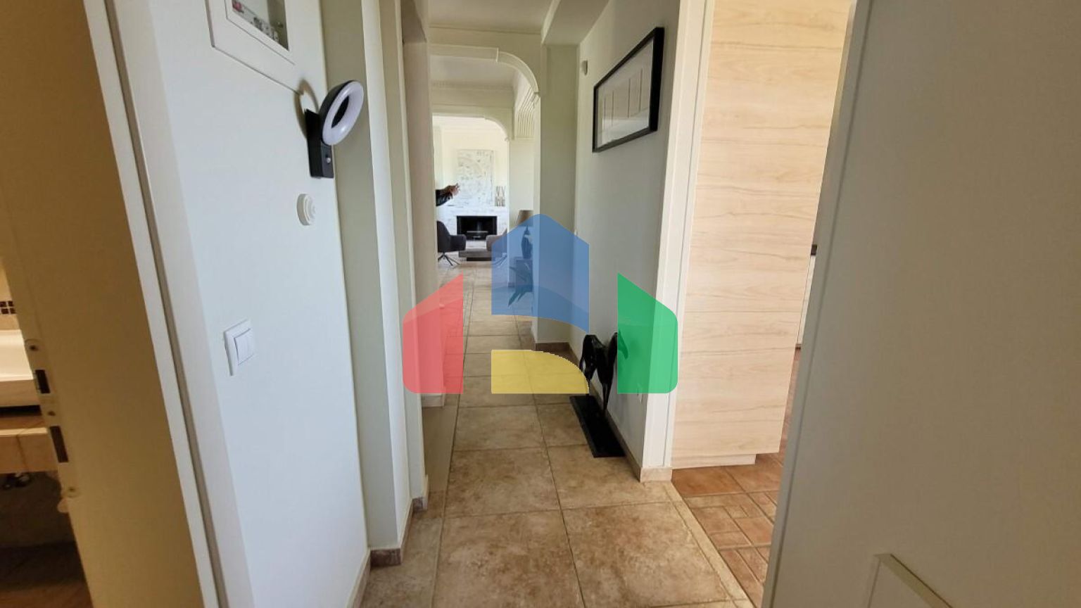 Продаж - Вілла 330 m² в передмісті Салонік