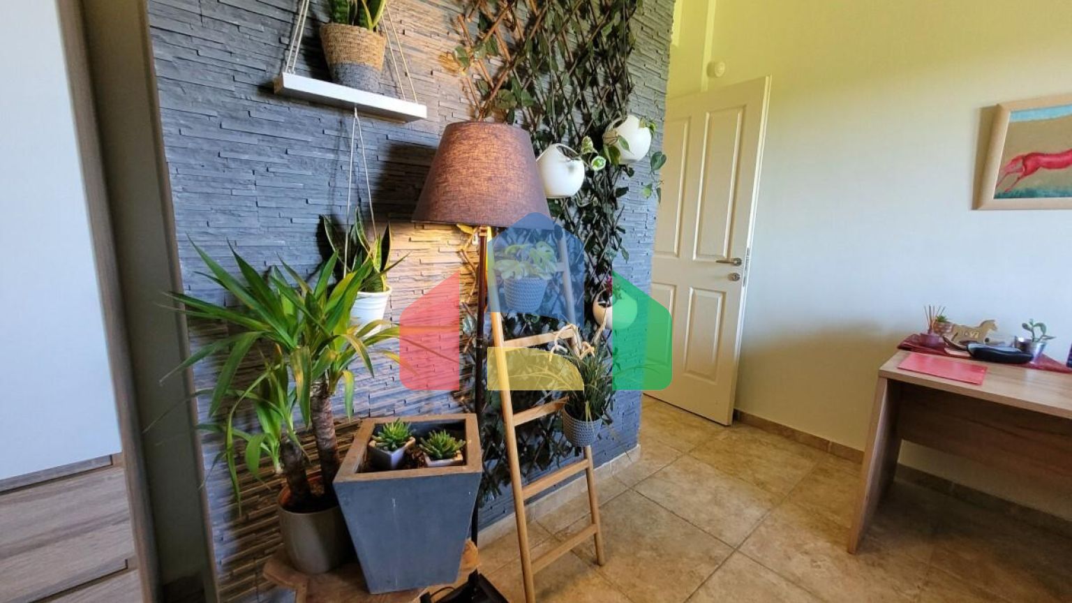 Продаж - Вілла 330 m² в передмісті Салонік