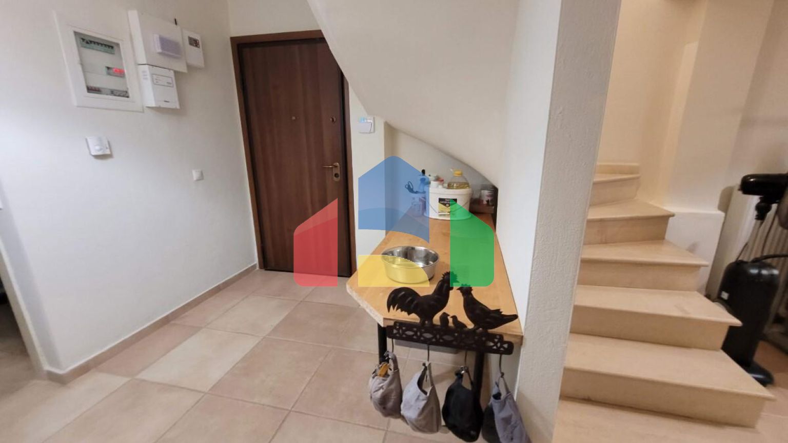 Продаж - Вілла 330 m² в передмісті Салонік