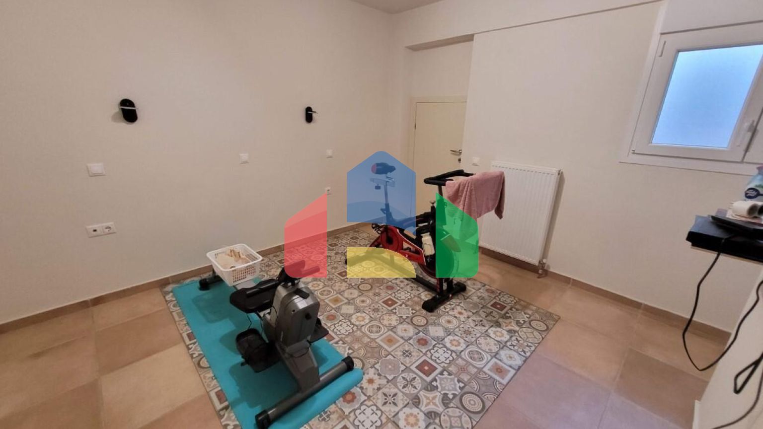 Продаж - Вілла 330 m² в передмісті Салонік