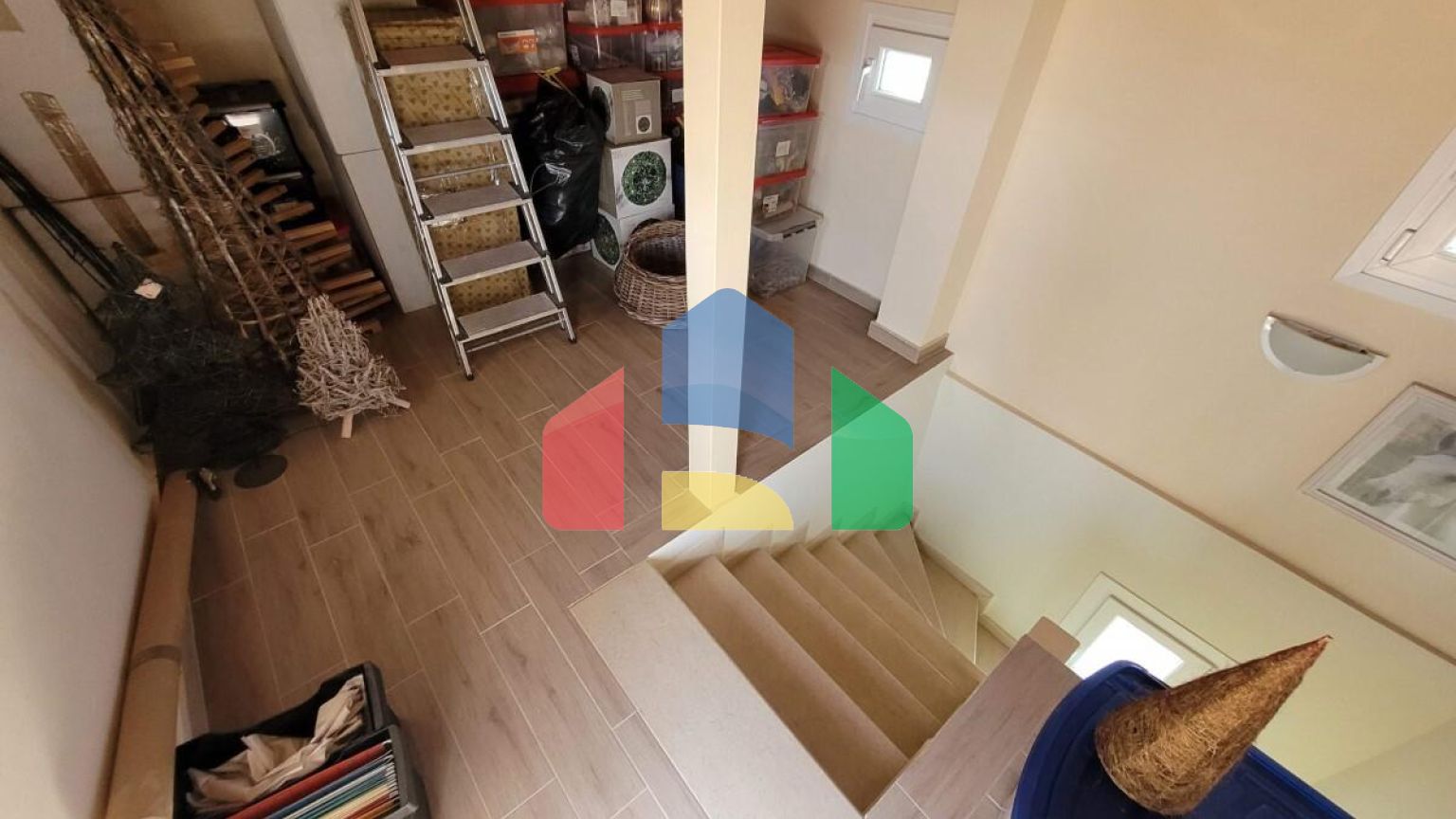 Продаж - Вілла 330 m² в передмісті Салонік