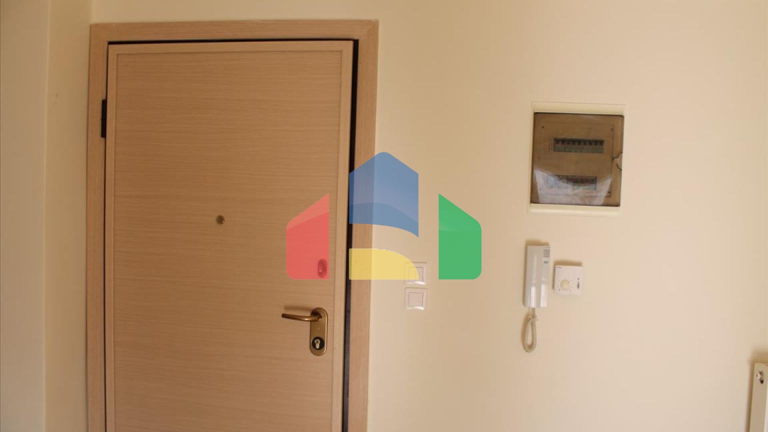 Продажа - Таунхаус 110 m² в пригороде Салоник