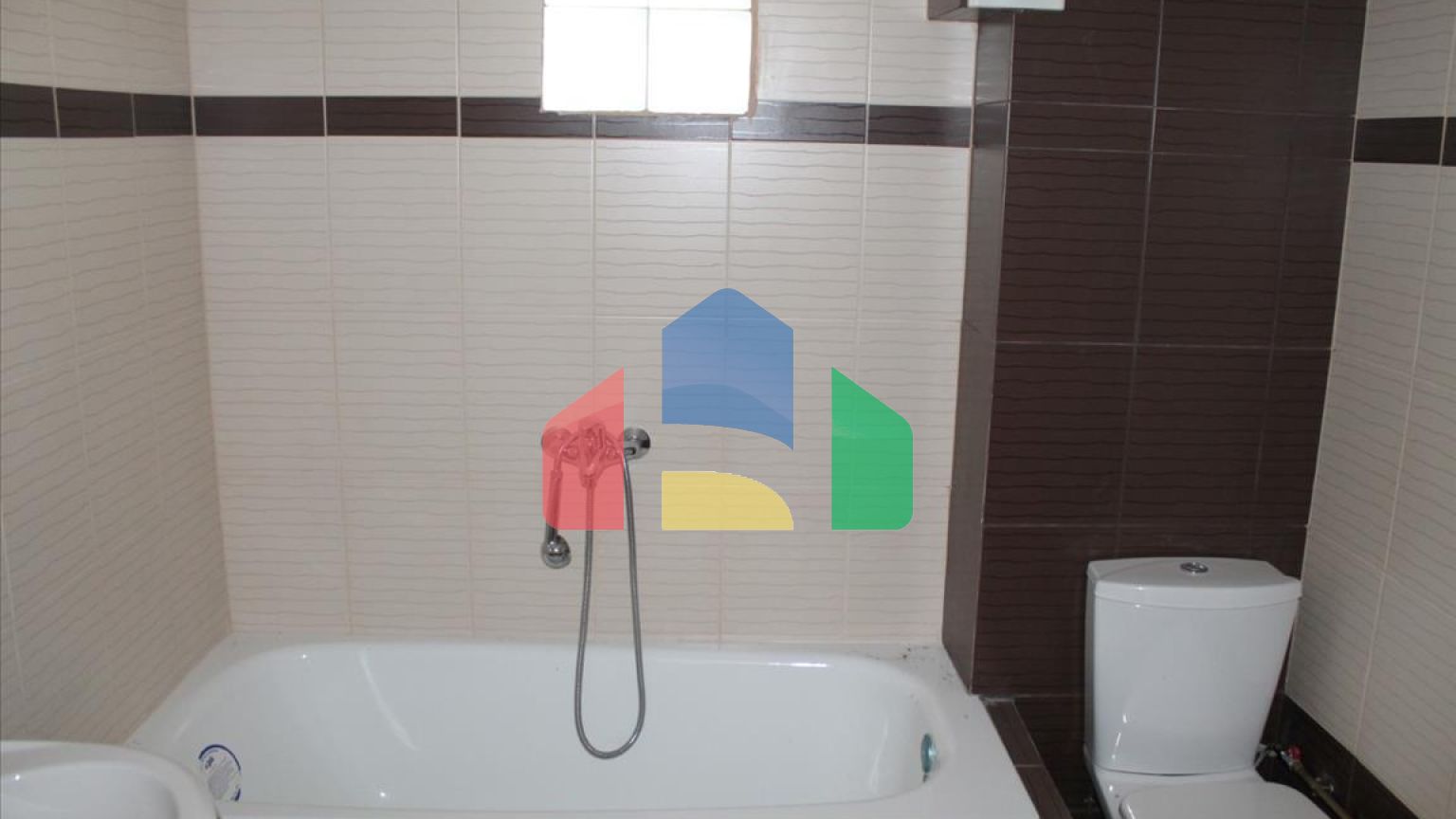 Продажа - Таунхаус 110 m² в пригороде Салоник