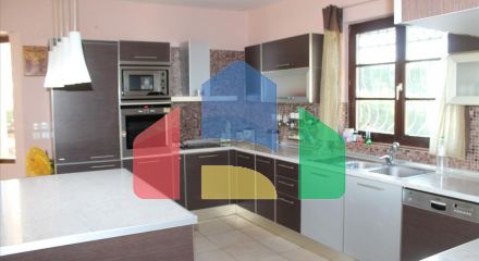 Продажа - Вилла 550 m² в пригороде Салоник