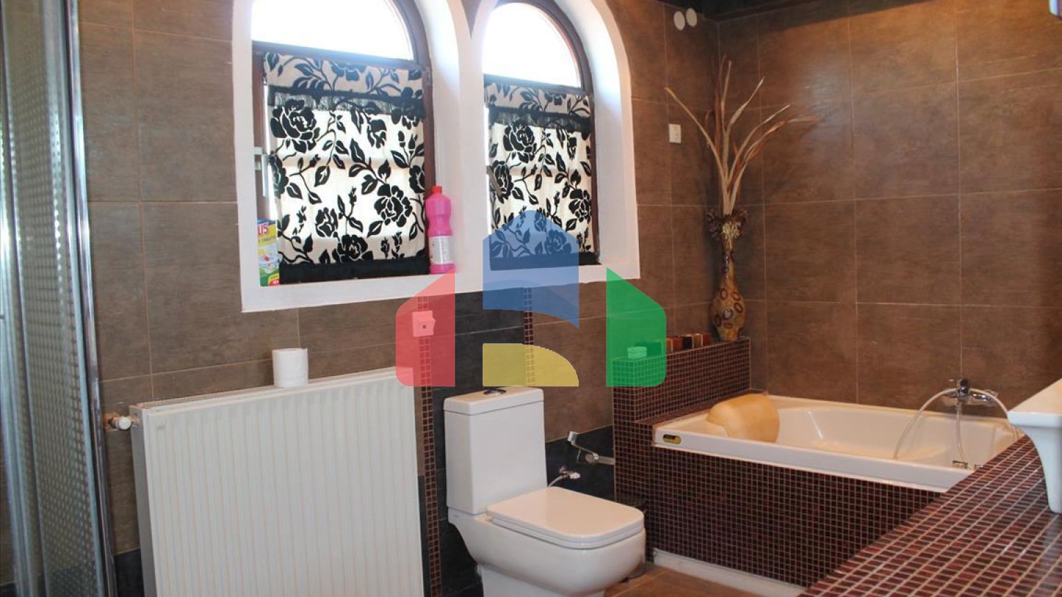 Продажа - Вилла 550 m² в пригороде Салоник