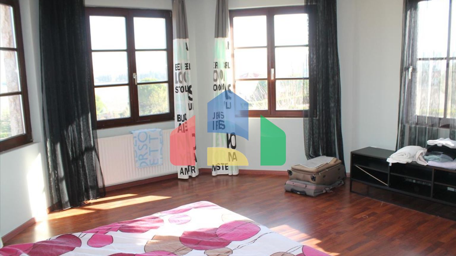 Продажа - Вилла 550 m² в пригороде Салоник