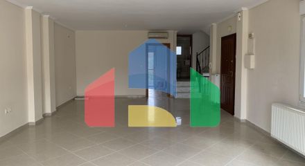 Продажа - Таунхаус 260 m² в пригороде Салоник