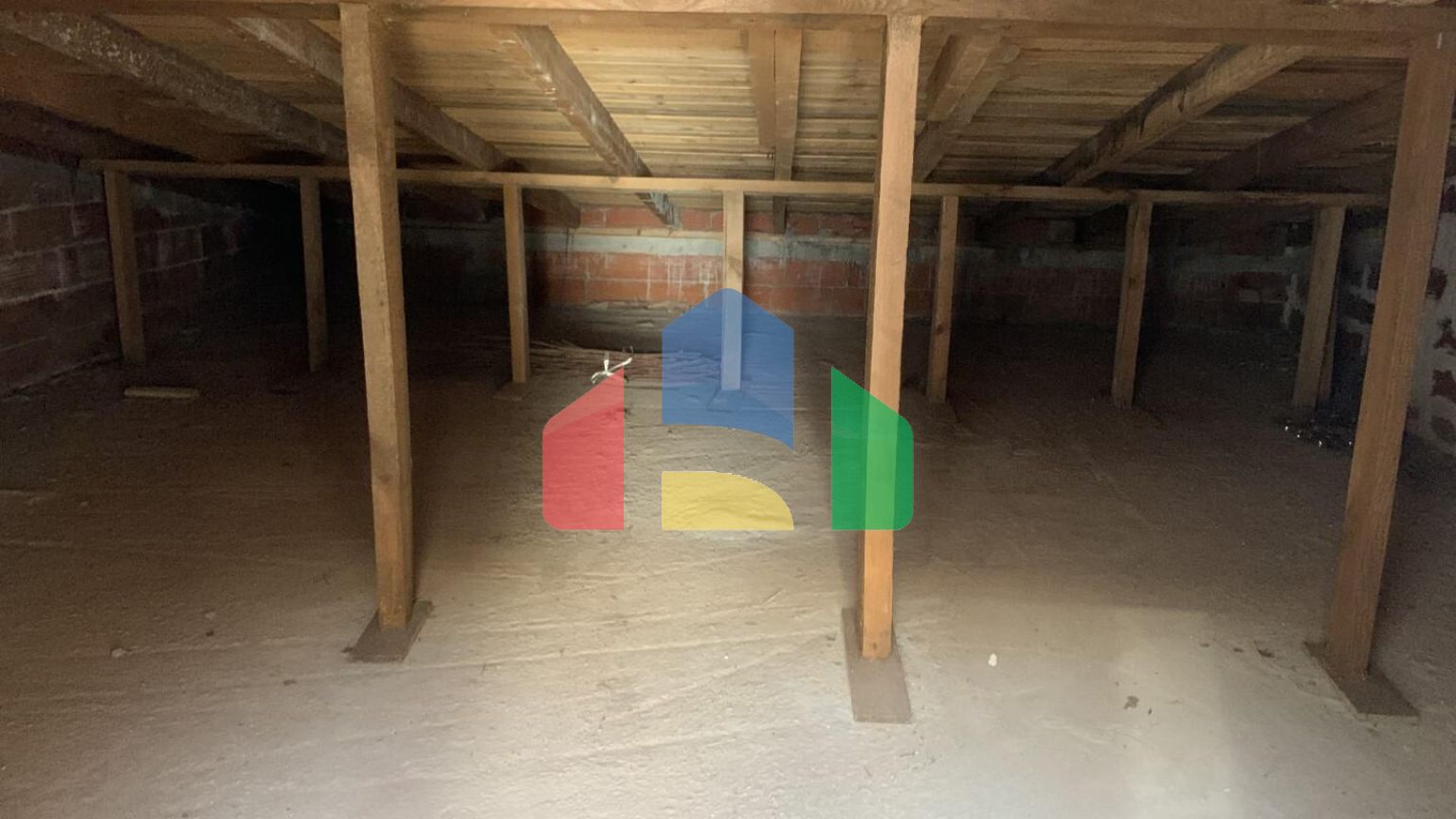 Продаж - Таунхаус 260 m² в передмісті Салонік