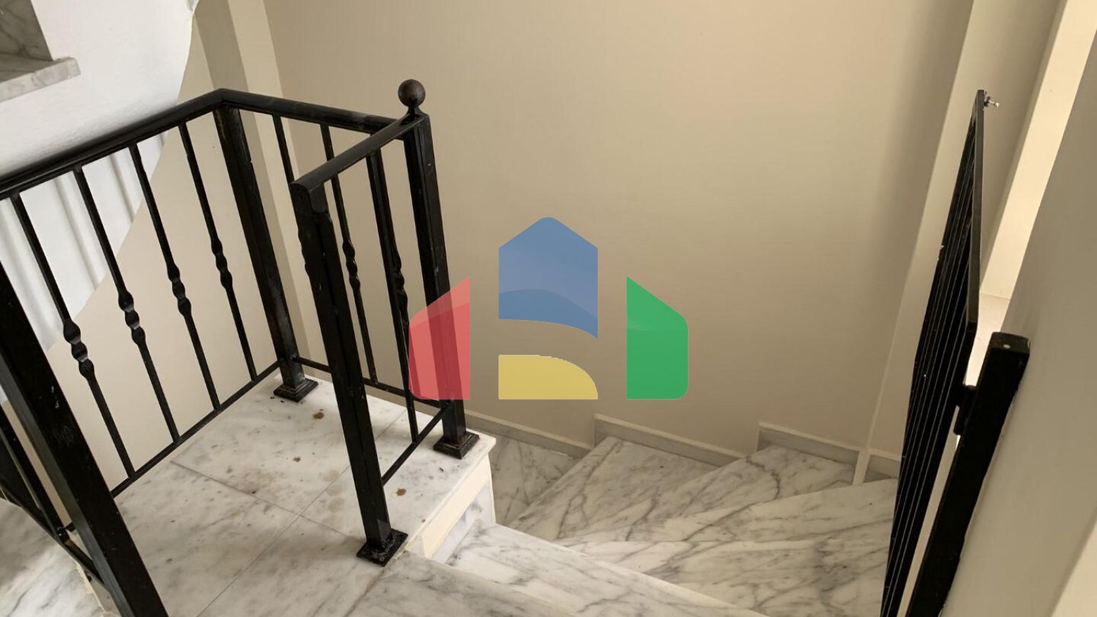 Продаж - Таунхаус 260 m² в передмісті Салонік