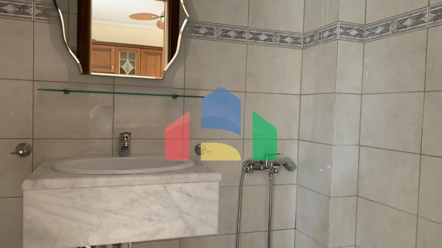 Продаж - Таунхаус 260 m² в передмісті Салонік