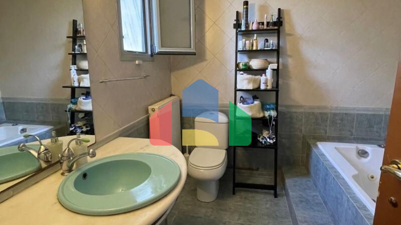 Продажа - Коттедж 247 m² в пригороде Салоник