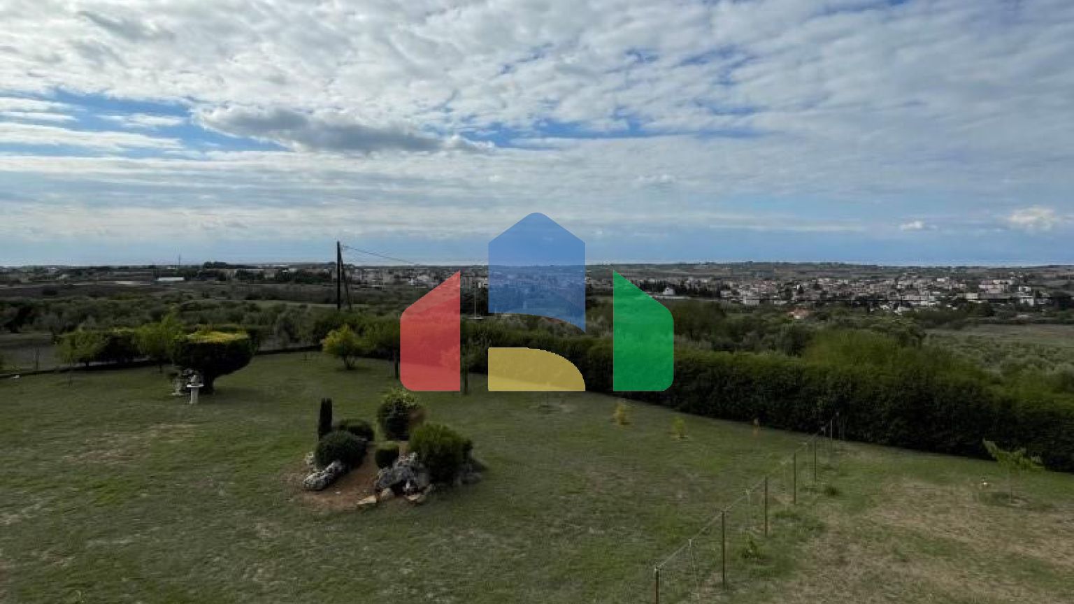 Продажа - Коттедж 247 m² в пригороде Салоник