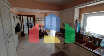 Продаж - Вілла 550 m² в передмісті Салонік