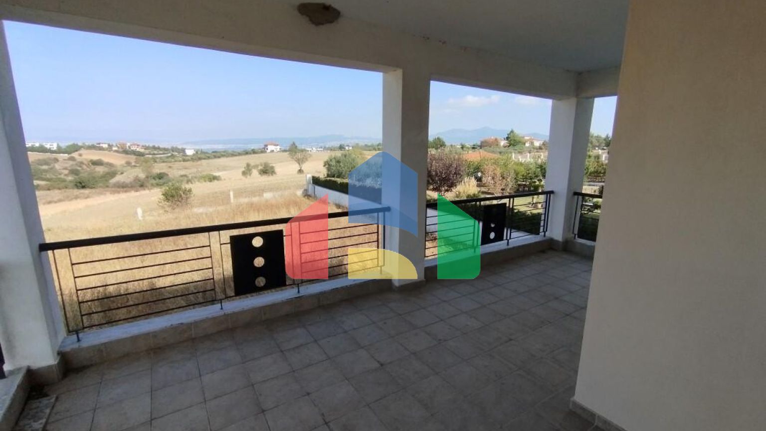 Продажа - Таунхаус 282 m² в пригороде Салоник