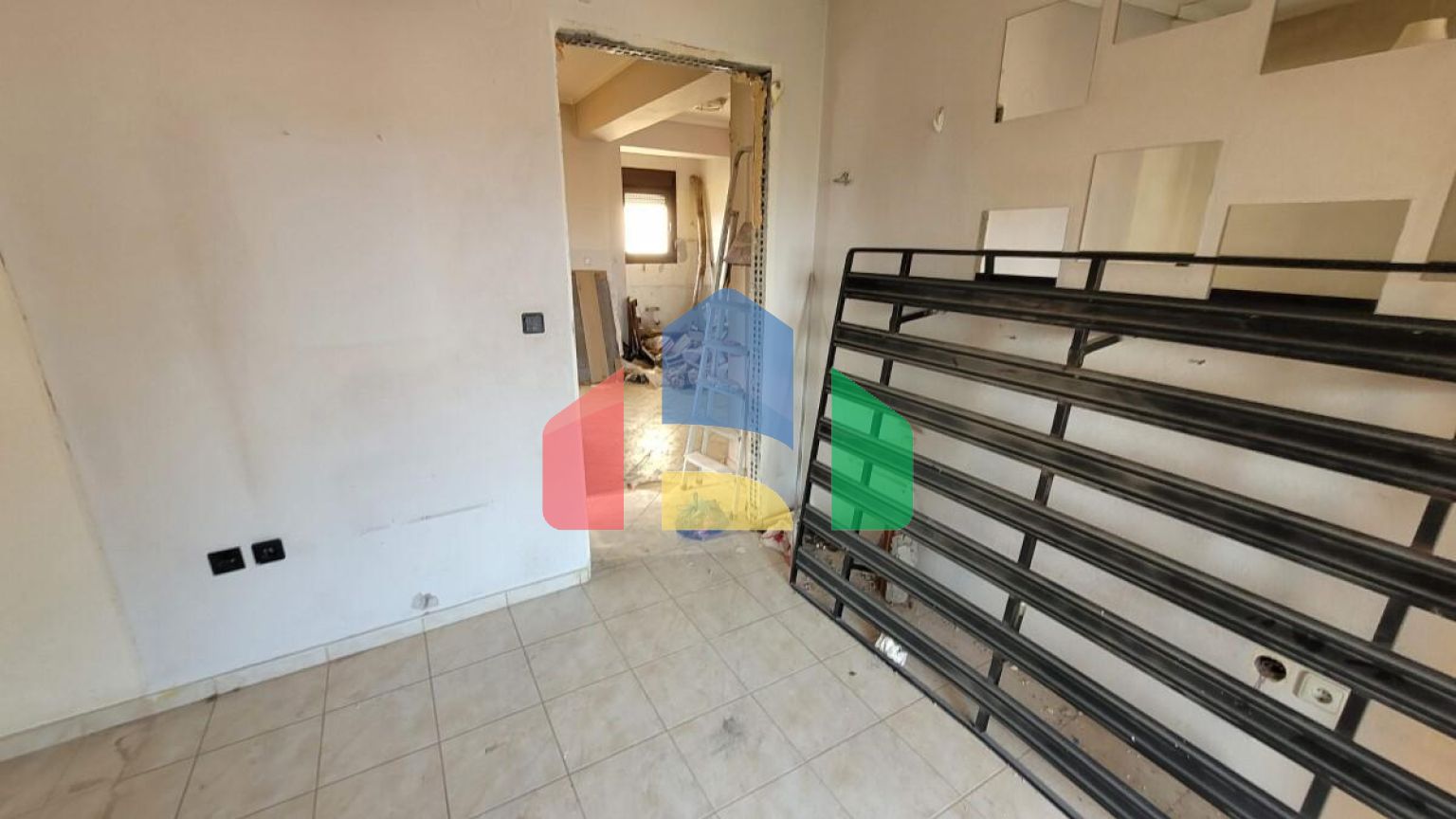 Продаж - Квартира 62 m² в передмісті Салонік