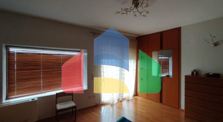 Продаж - Котедж 474 m² в передмісті Салонік