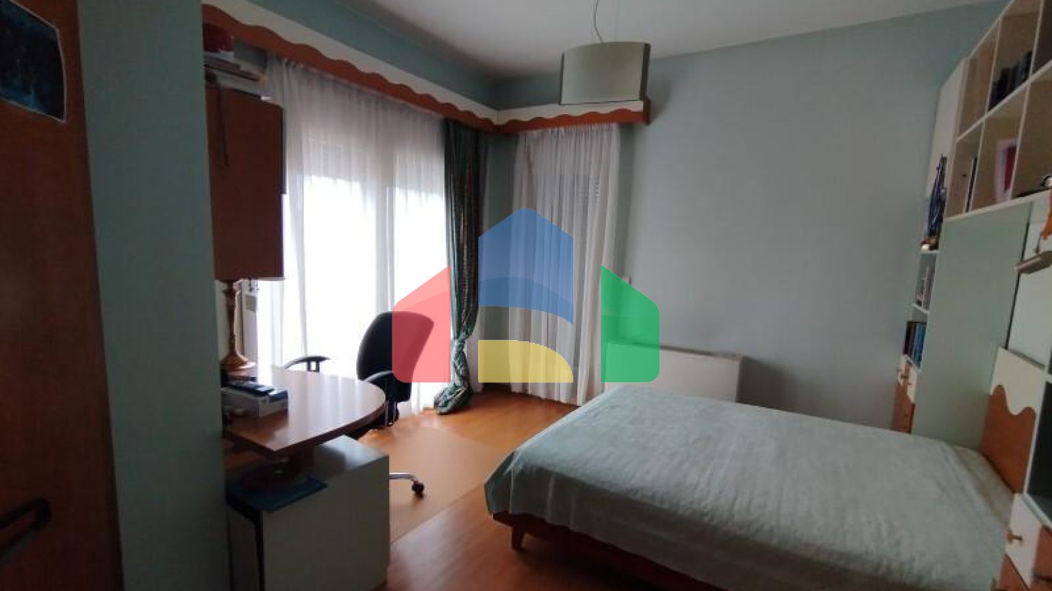 Продаж - Котедж 474 m² в передмісті Салонік