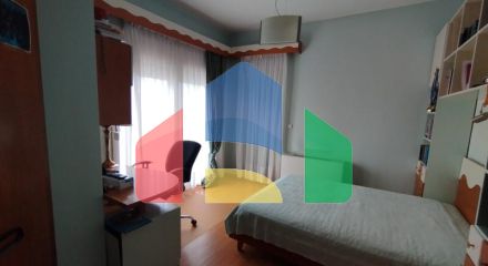 Продаж - Котедж 474 m² в передмісті Салонік