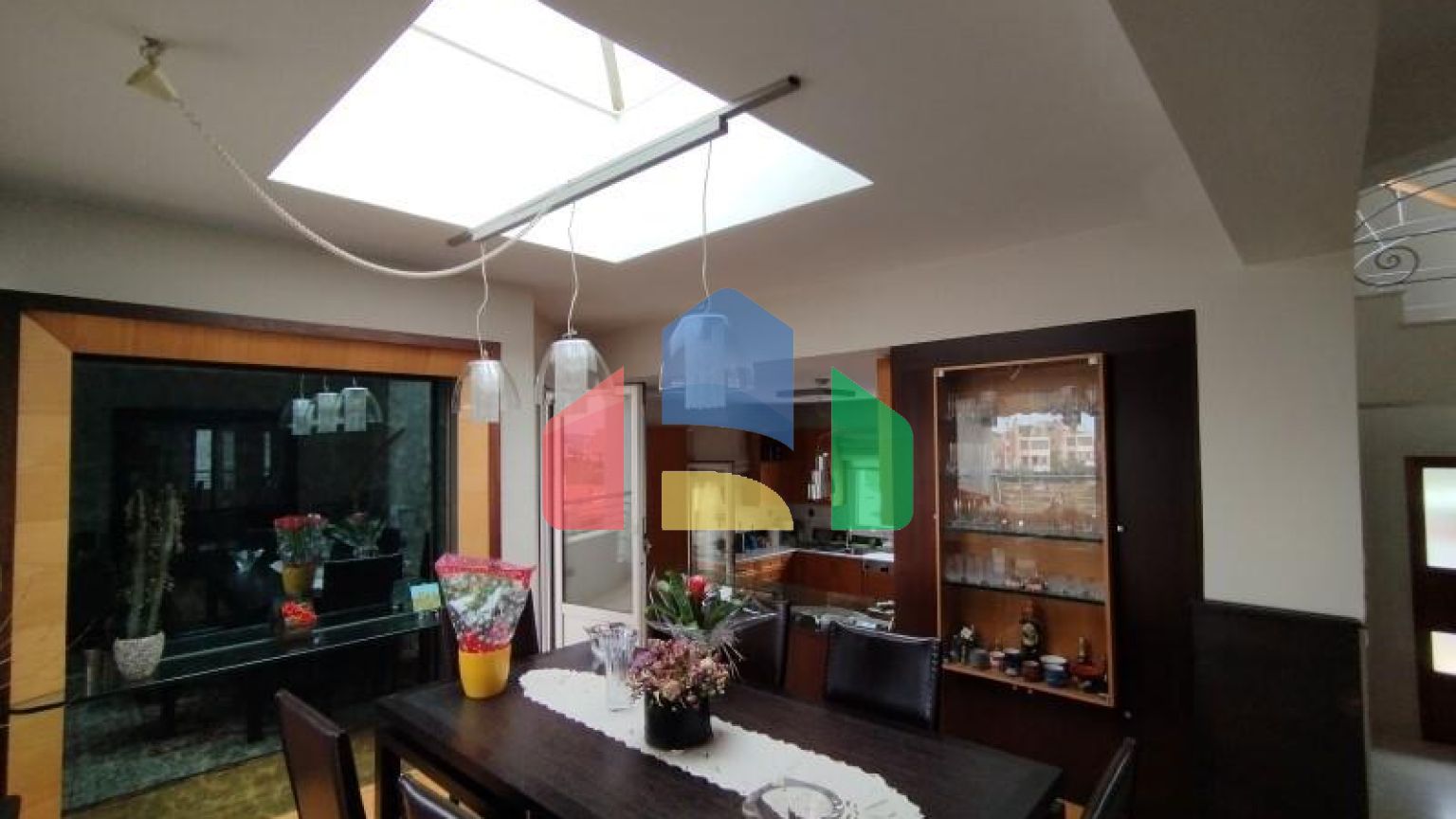 Продаж - Котедж 474 m² в передмісті Салонік