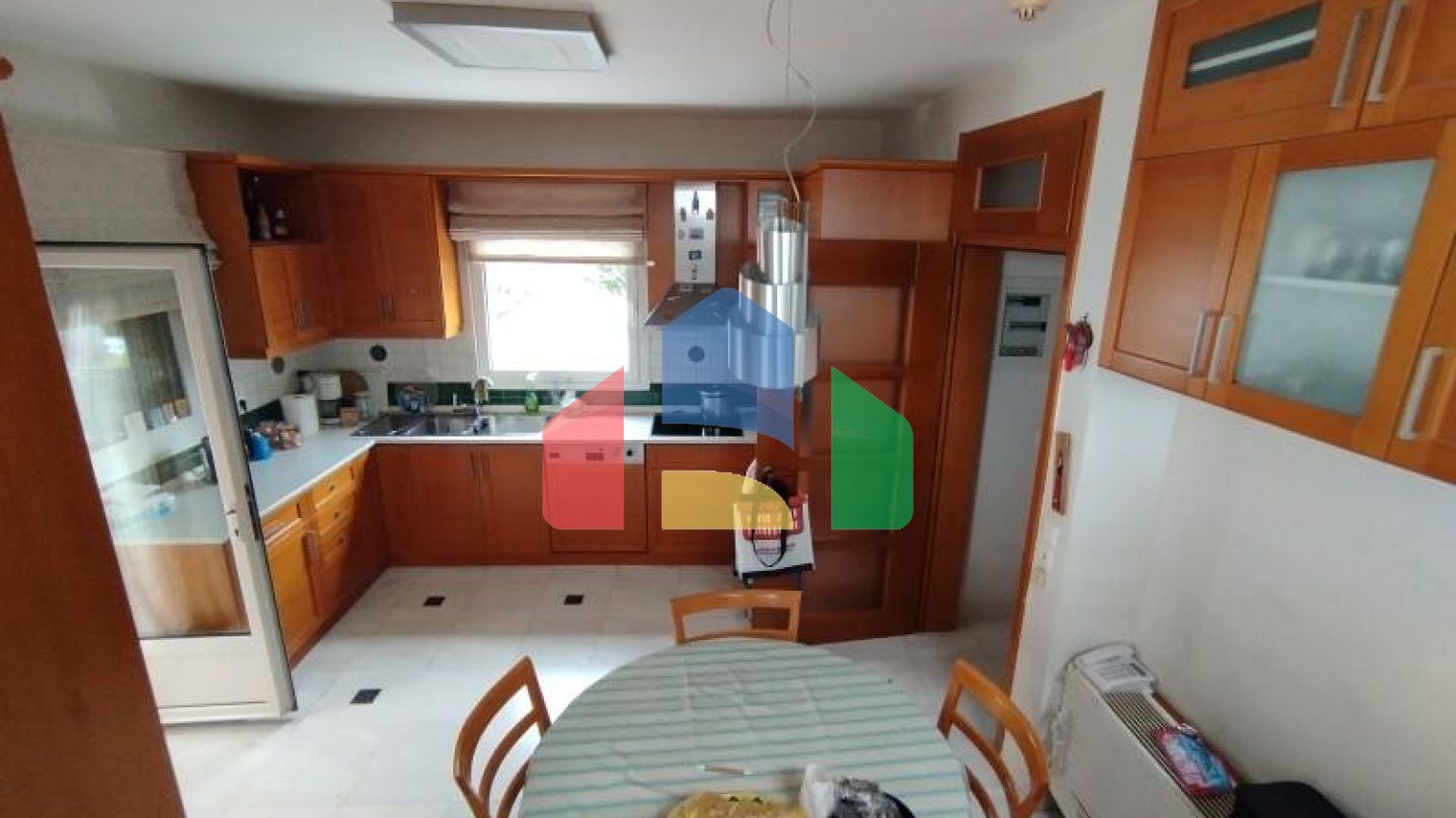 Продаж - Котедж 474 m² в передмісті Салонік