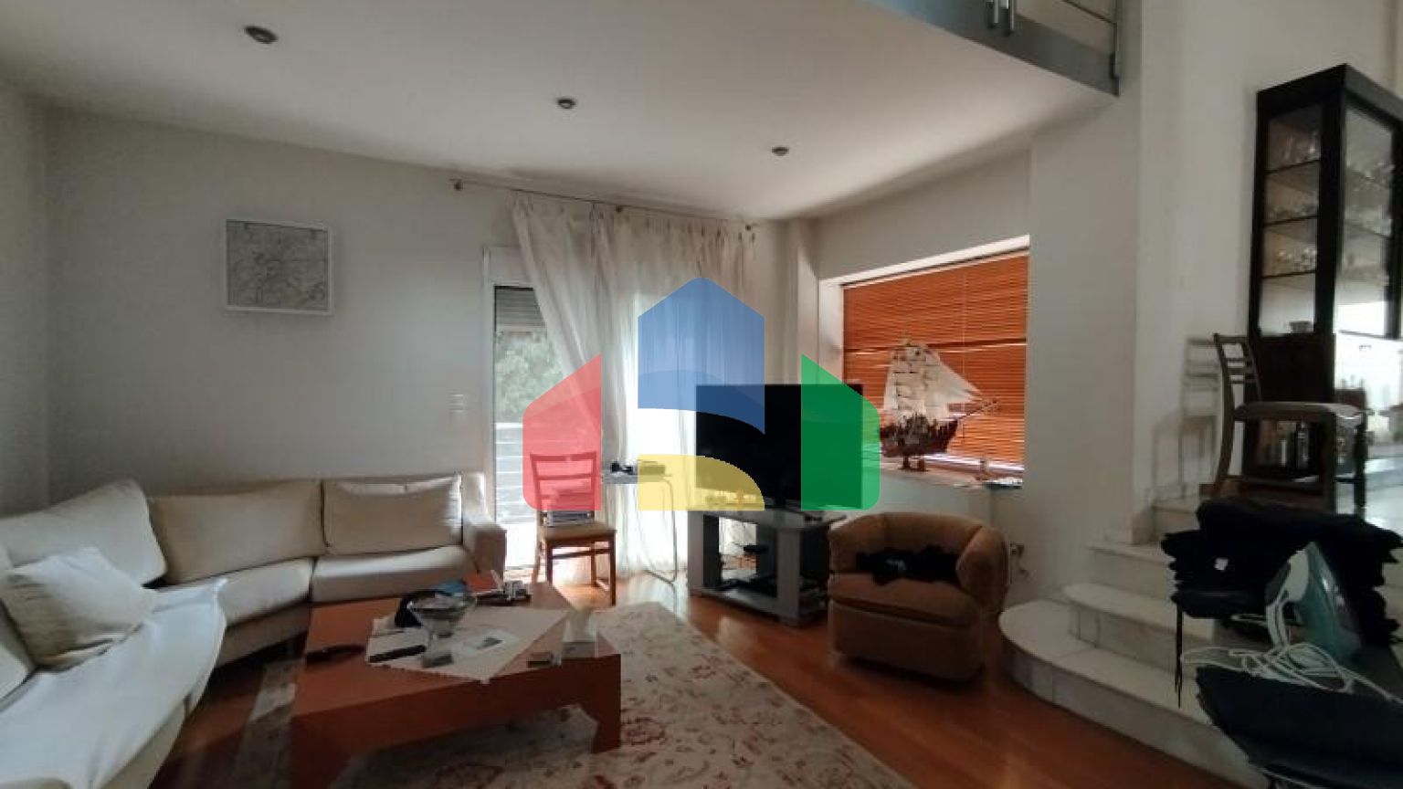 Продаж - Котедж 474 m² в передмісті Салонік