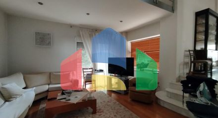 Продаж - Котедж 474 m² в передмісті Салонік