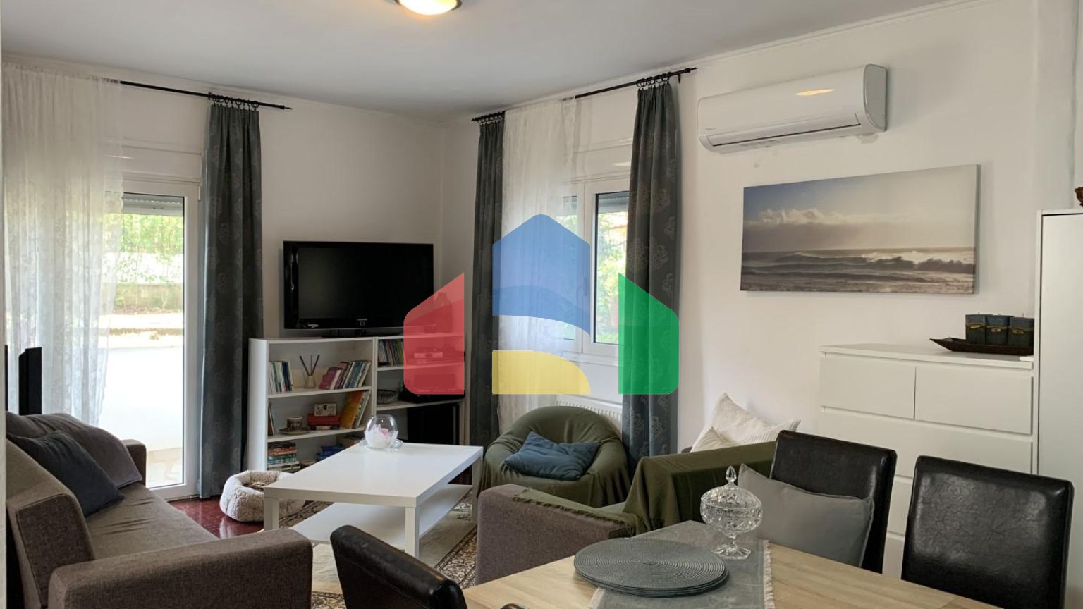 Продаж - Котедж 286 m² в передмісті Салонік