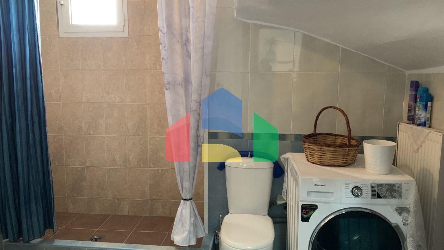 Продаж - Котедж 286 m² в передмісті Салонік