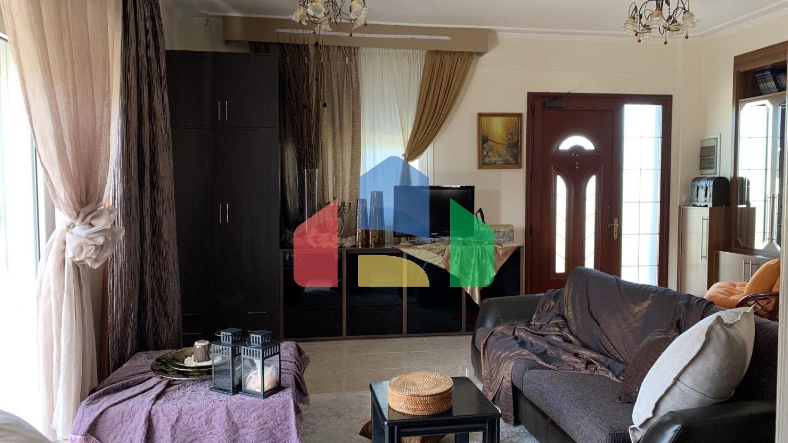 Продаж - Котедж 286 m² в передмісті Салонік