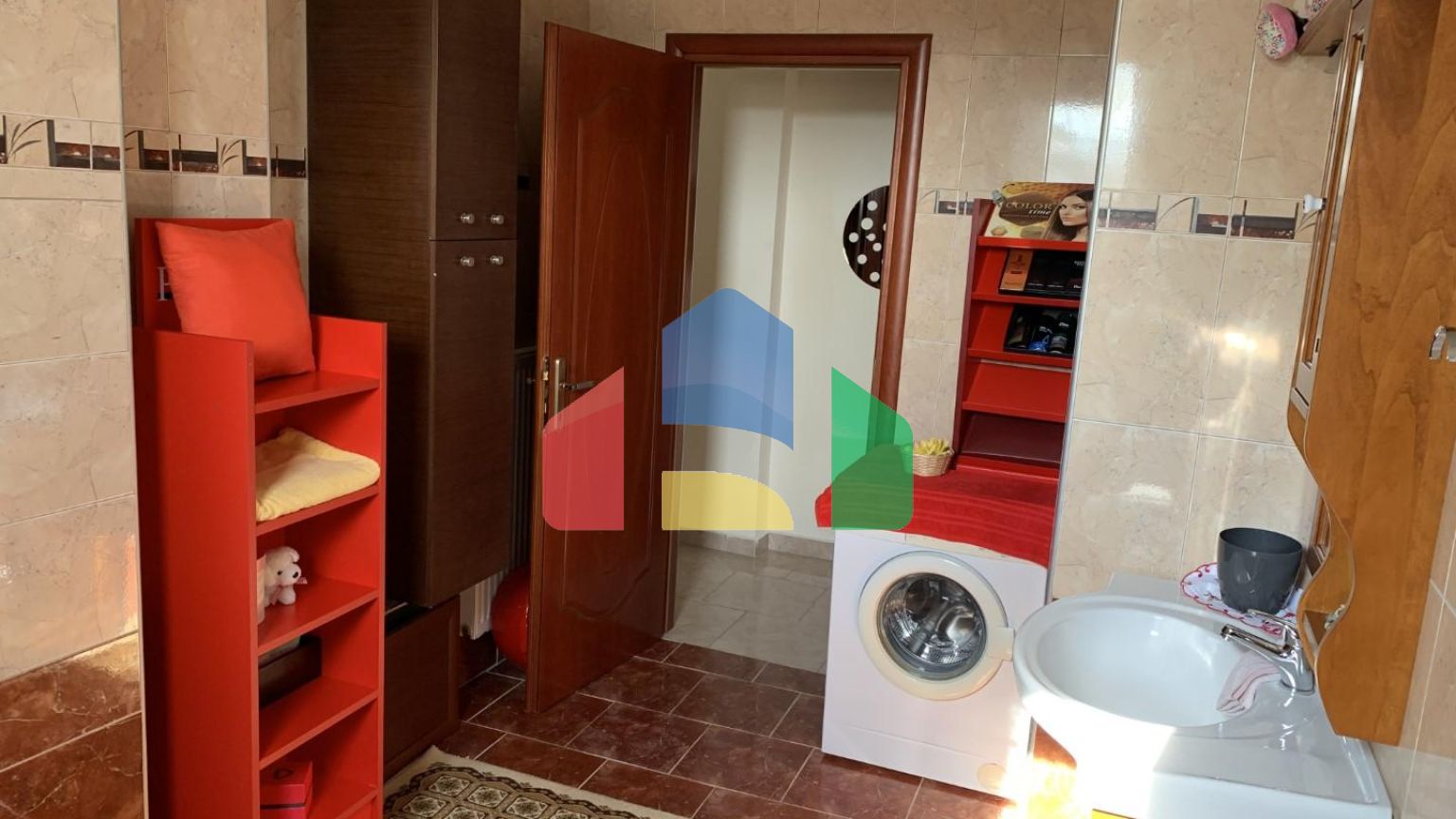 Продаж - Котедж 286 m² в передмісті Салонік