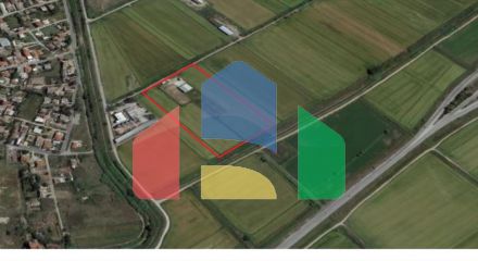 Продажа - Земельный участок 18000 m² в пригороде Салоник